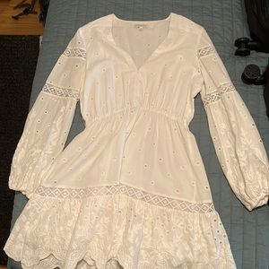 Gianni Bini. White, lace-y cotton dress. Large